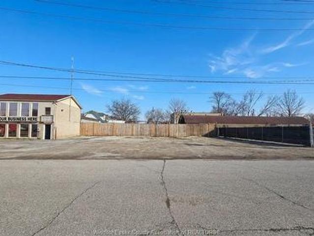 Commercial for rent in Maidstone, Ontario