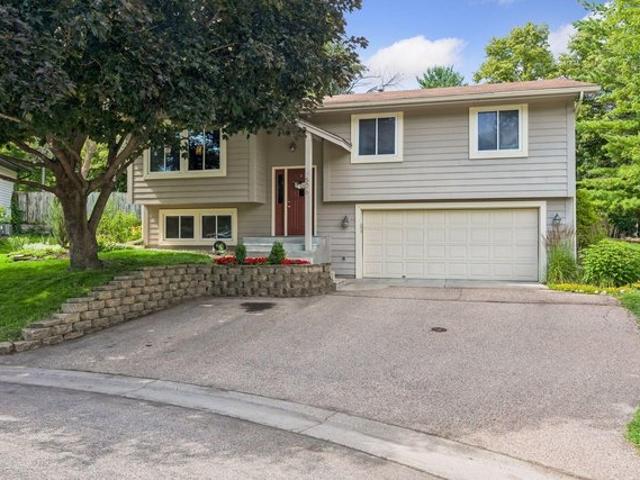 House for sale in Chanhassen, Minnesota