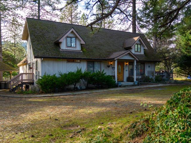 House for sale in Weaverville, California