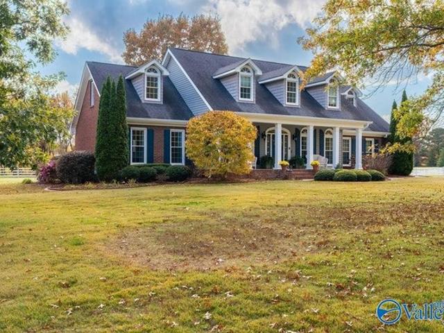 House for sale in Hazel Green, Alabama