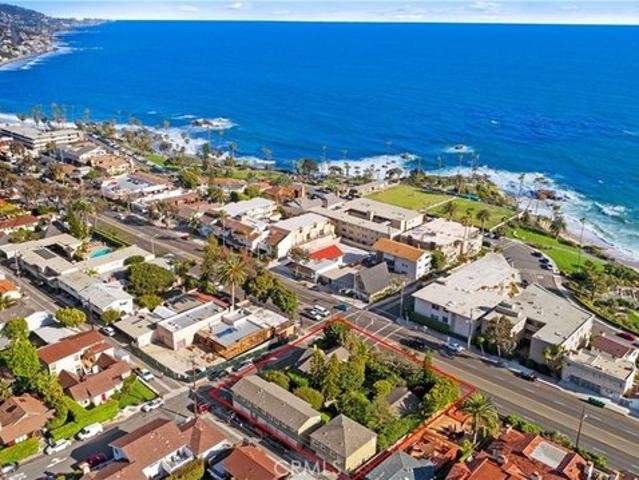 Apartment for rent in Laguna Beach, California