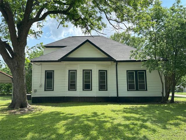 House for sale in Hubbard, Texas
