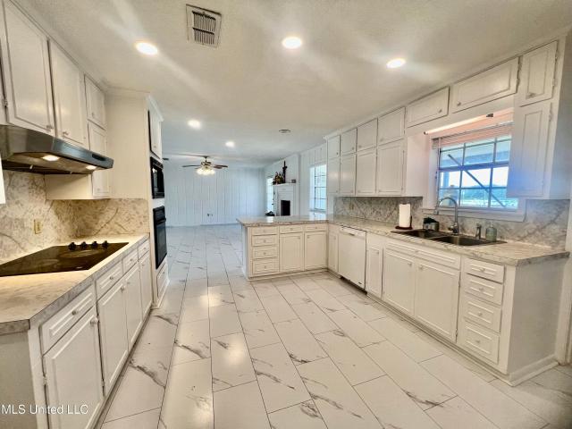 House for sale in Mccomb, Mississippi