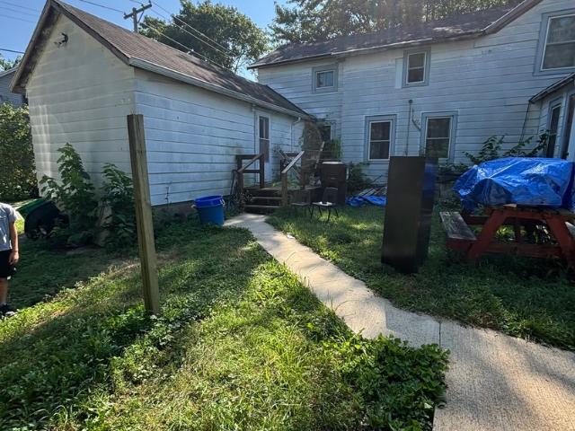 House for sale in Ashton, Illinois