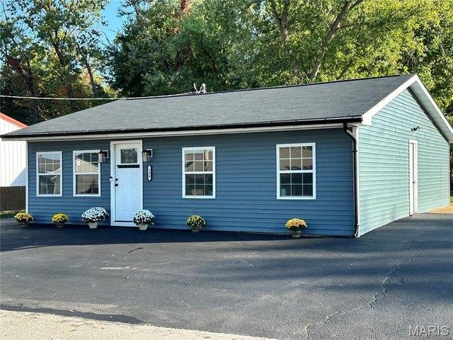 House for sale in Barnhart, Missouri