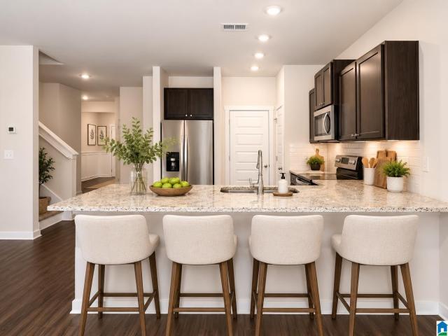 Townhouse for sale in Chelsea, Alabama