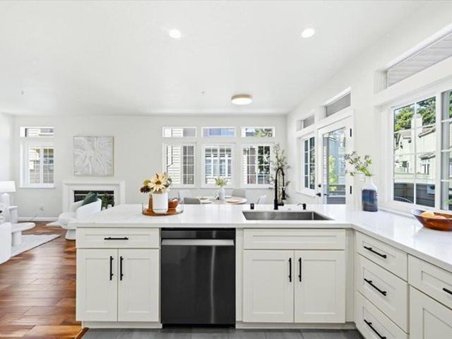 Townhouse for sale in Sunnyvale, California