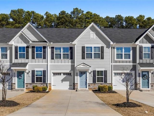 Townhouse for sale in Anderson, Anderson County