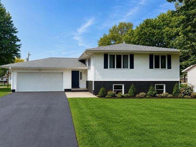 House for sale in Annawan, Illinois