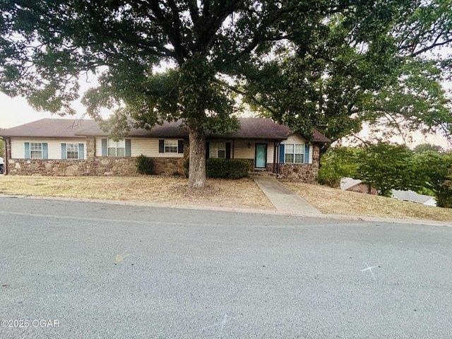 House for sale in Neosho, Missouri