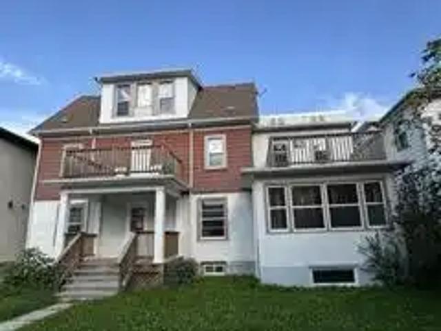 House for rent in East St. Paul, Manitoba