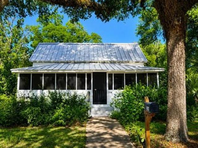 House for sale in Carrabelle, Florida