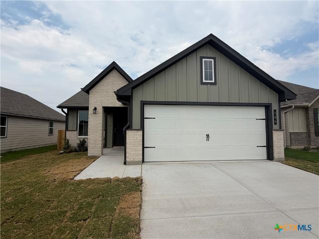 House for sale in Troy, Texas