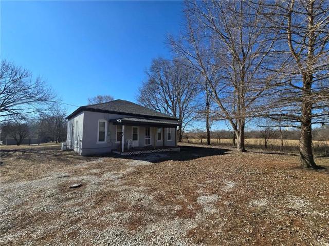House for sale in Calhoun, Missouri