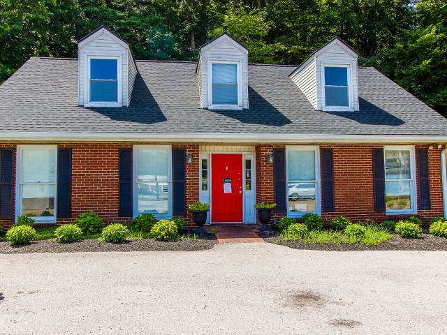 Commercial for sale in Waverly Commercial for sale in Waverly