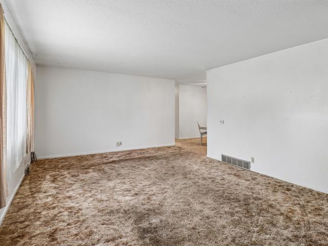 House for sale in Knoxville, Marion County