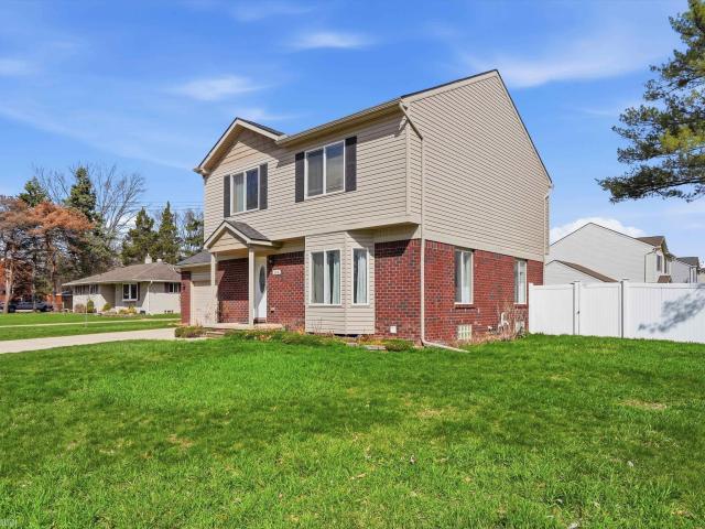 House for sale in Madison Heights, Michigan