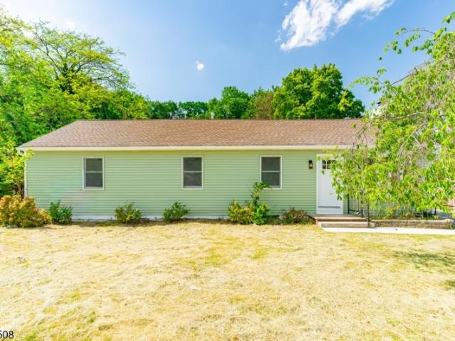 House for sale in Hackettstown, New Jersey