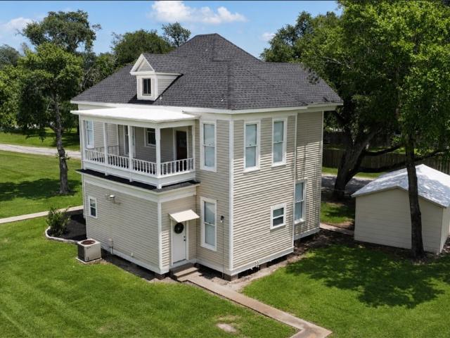 House for sale in Edna, Texas
