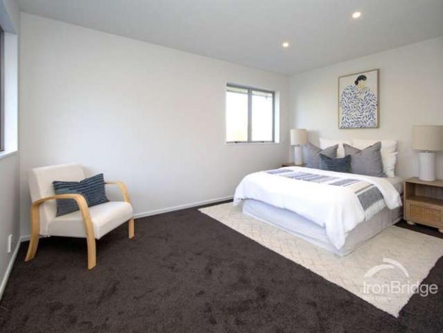 Townhouse for sale in Edgeware, Canterbury