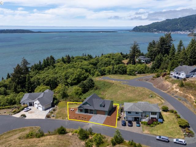 House for sale in Oregonia