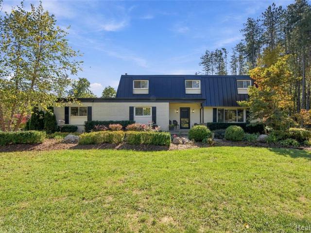 House for sale in Oxford, Oakland County