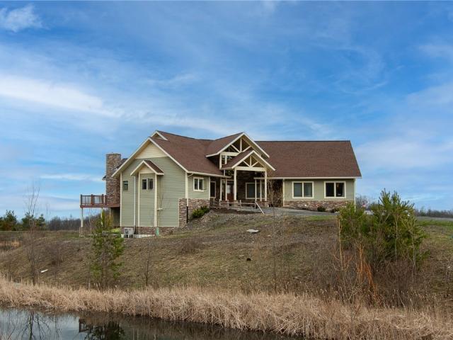 House for sale in Middlesex, New York