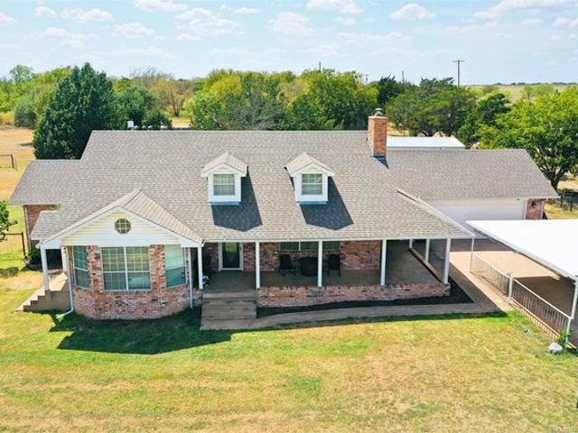 House for sale in Carter, Oklahoma