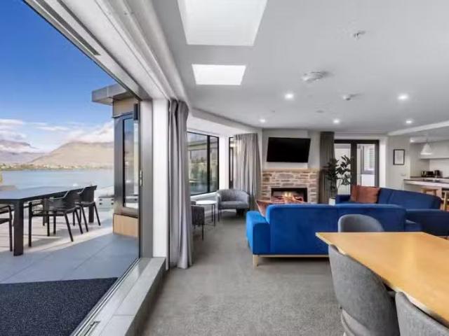 House for sale in Otakou