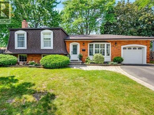 House for sale in Burlington, Ontario