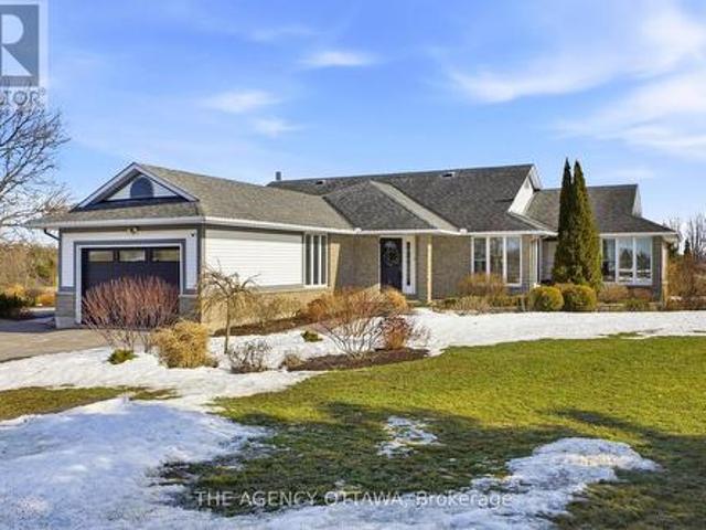 Farm for sale in Mississippi Mills, Ontario