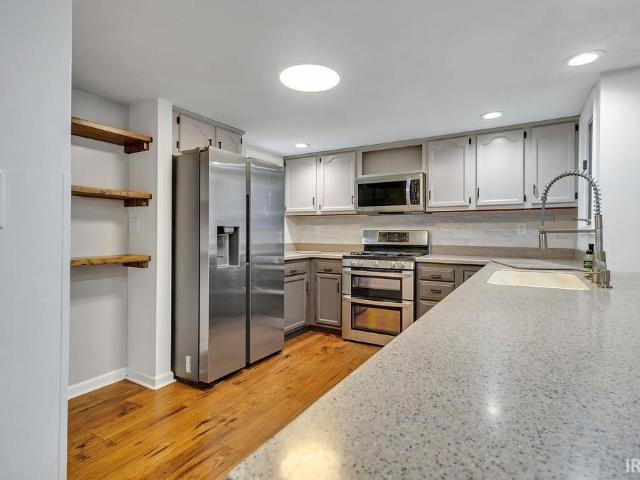 House for sale in Ellettsville, Indiana