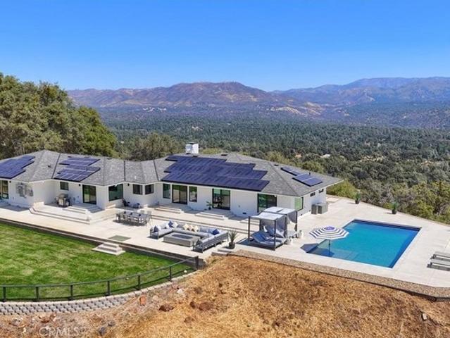 House for sale in Mariposa, California