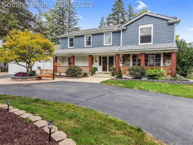 House for sale in West Bloomfield Lake, West Bloomfield Township