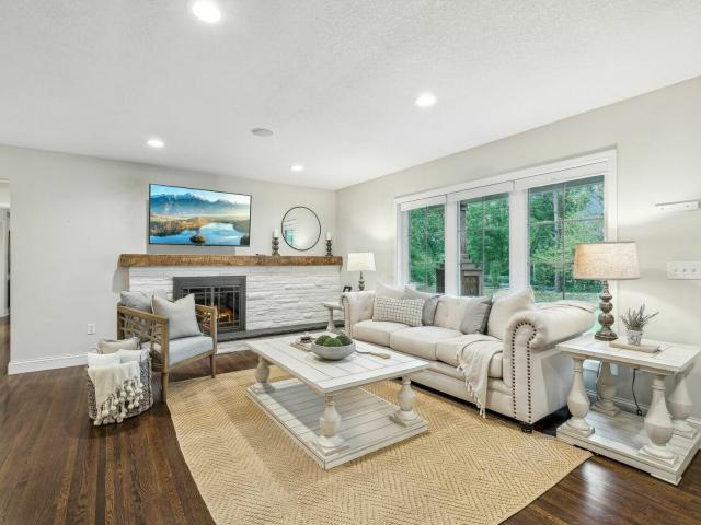 House for sale in Excelsior