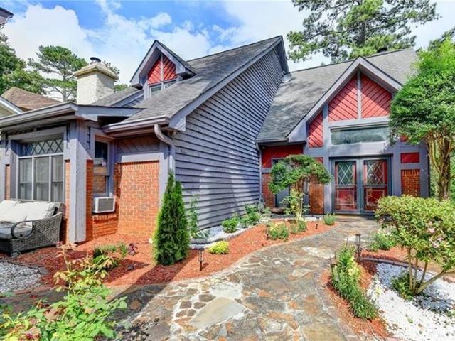 Condo for sale in Stone Mountain, Georgia