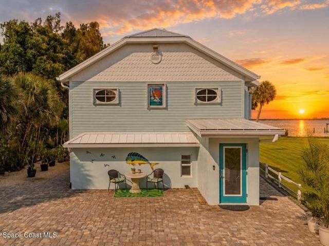 House for sale in Grant, Florida