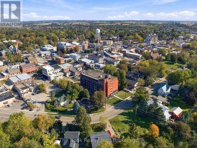 Condo for sale in Bowmanville, Clarington