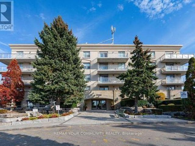 Condo for sale in Vaughan, Golden Horseshoe
