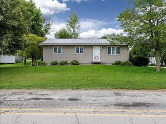 House for sale in Malcom, Iowa
