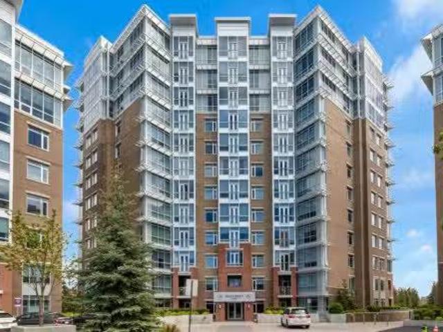 Condo for sale in Northwest, Alberta
