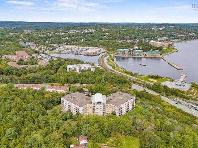 Condo for sale in Southgate Village, Bedford