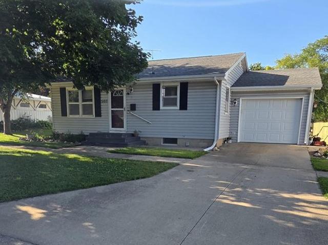 House for sale in Ackley, Iowa