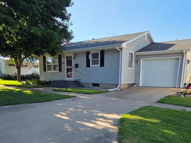House for sale in Ackley, Iowa