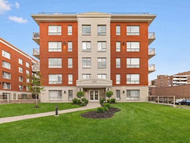 Property for rent in Dollard-des-ormeaux, Quebec