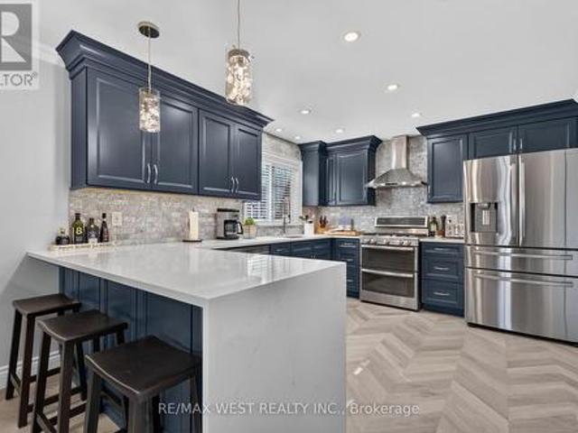 House for sale in Pickering, Golden Horseshoe