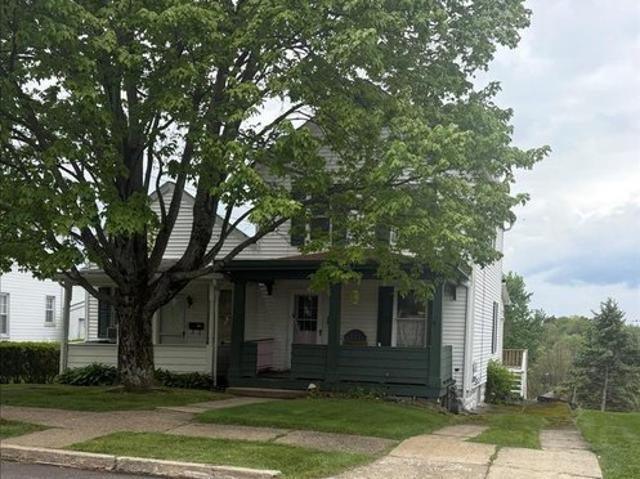 House for sale in Jeannette, Pennsylvania