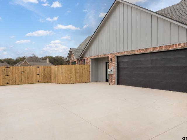 House for sale in Smith, Texas