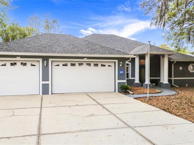 House for sale in Lady Lake, Florida