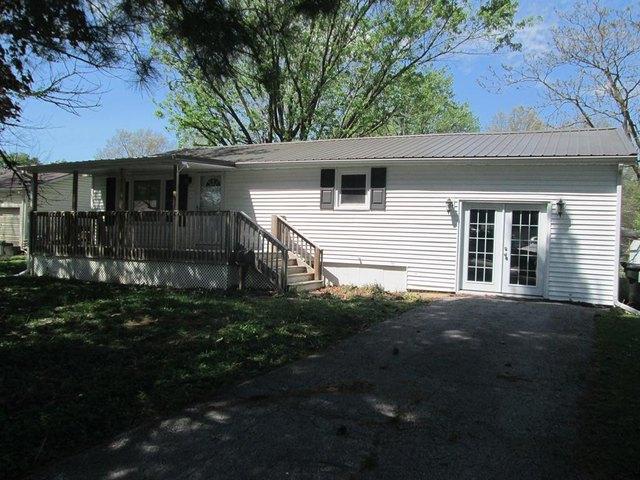 House for sale in La Plata, Missouri